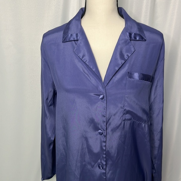 Mystique Intimates Lavender Button Down Nightgown - size Small - Picture 3 of 8